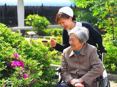 老人護(hù)理需要注意的3點事項